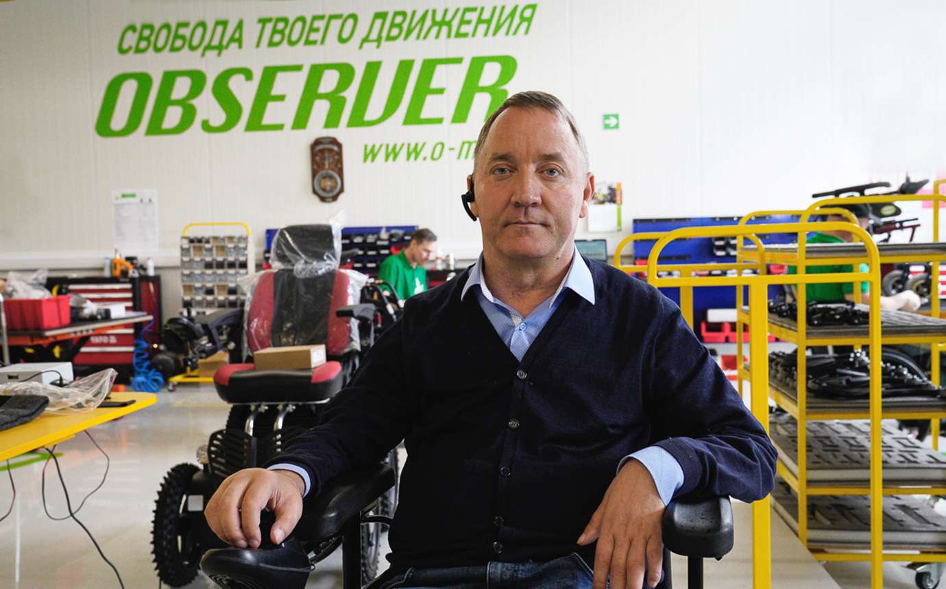 «Хочу сделать инвалидную коляску, на которой можно покорить Эльбрус»: социальный предприниматель Роман Аранин — о своём бизнесе