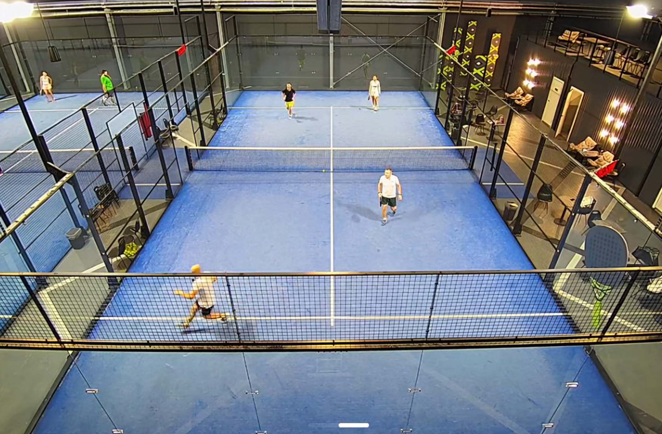 ИИ-камера на корте Padel Star