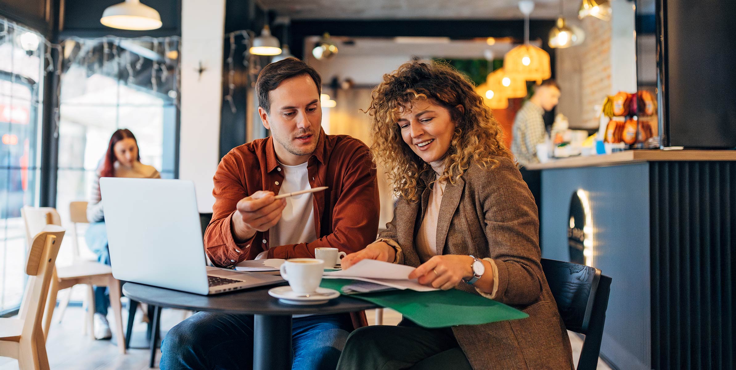 Как платить самозанятому: все способы оплаты и особенности при работе с самозанятым