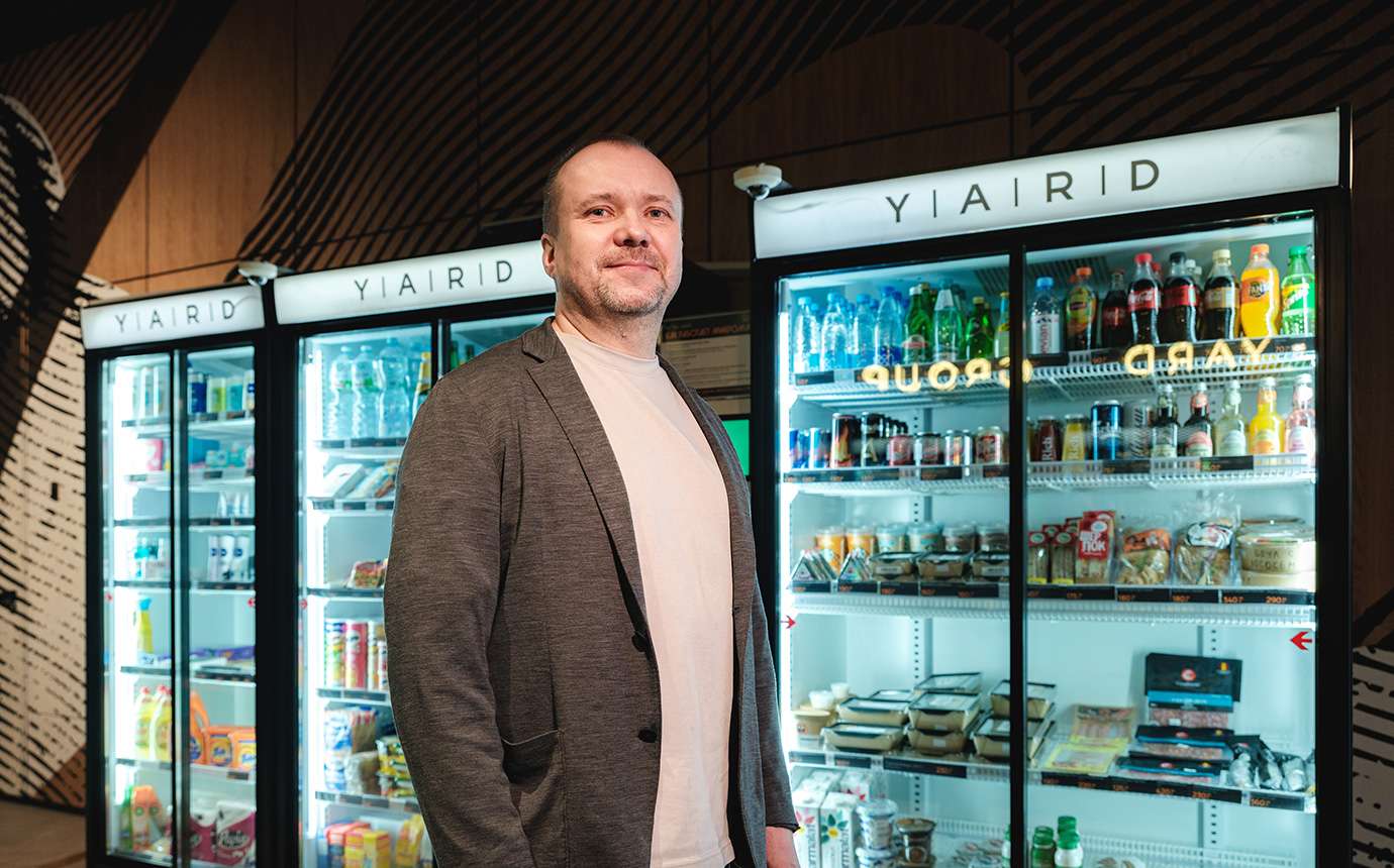 «В этом году откроем 50 магазинов без персонала»: как петербургский предприниматель строит сеть минимаркетов без продавцов