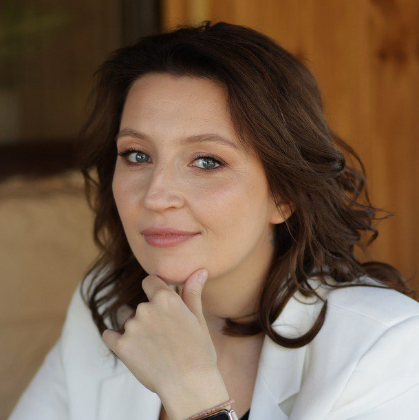 Алёна Волкова